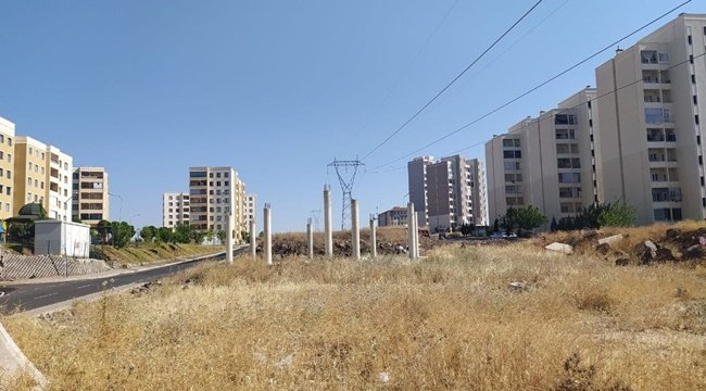 Boş Arazi Tepkisi! Karaköprü'de Vatandaş Dertli