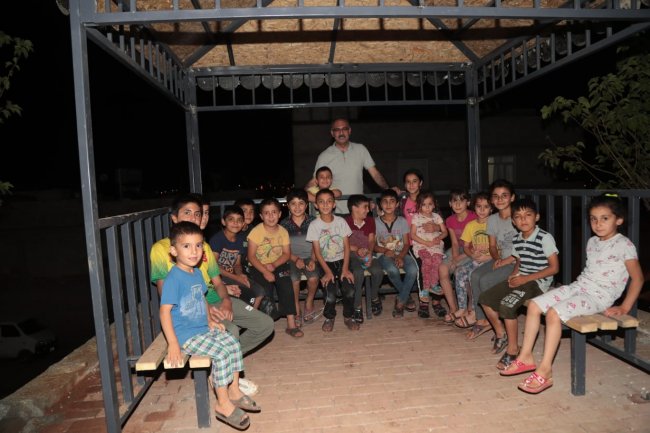 Başkan Kuş gece gündüz demeden sahada