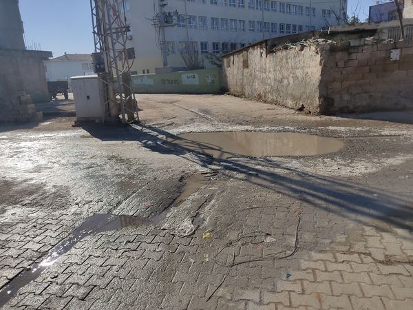 Suruç’ta öğrencilerin yol çilesi!