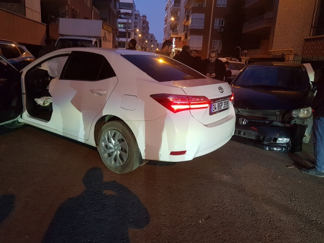 Viranşehir’de otomobil kazası! Faciaya ramak kaldı!
