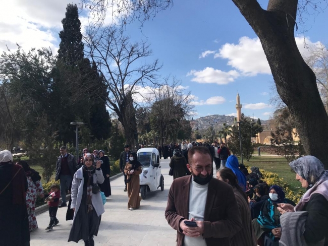 Balıklıgöl ziyaretçi akınına uğradı