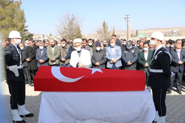 Şehit olan Urfalı polis son yolculuğuna uğurlandı!
