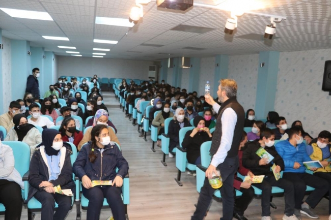 Şanlıurfa'da öğrencilere sıfır atık eğitimi verildi