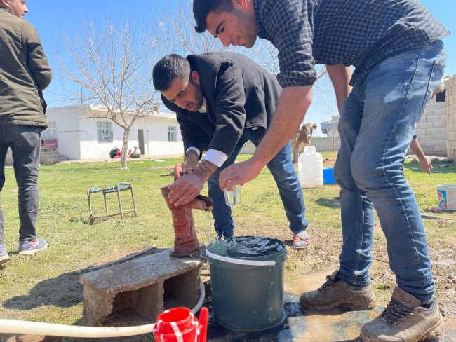 Şanlıurfa'da Trafo patladı, mahalle karanlığa gömüldü