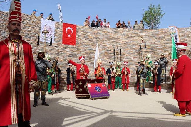 Şanlıurfa'da 11 Nisan coşkusu devam ediyor