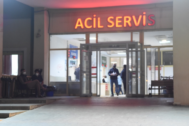 Şanlıurfa’da Elektrik direğine çıkan kişi akıma kapılarak hayatını kaybetti