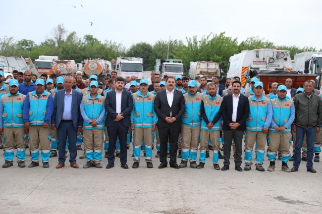 Başkan Canpolat temizlik işleri personelleriyle bayramlaştı