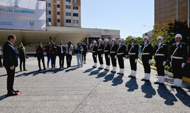 Vali Ayhan üç günde Şanlıurfa’yı fethetti