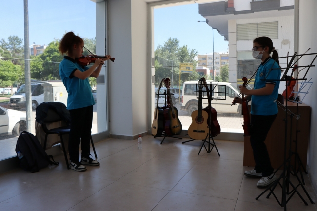Büyükşehir’le gençler sanatla buluşuyor