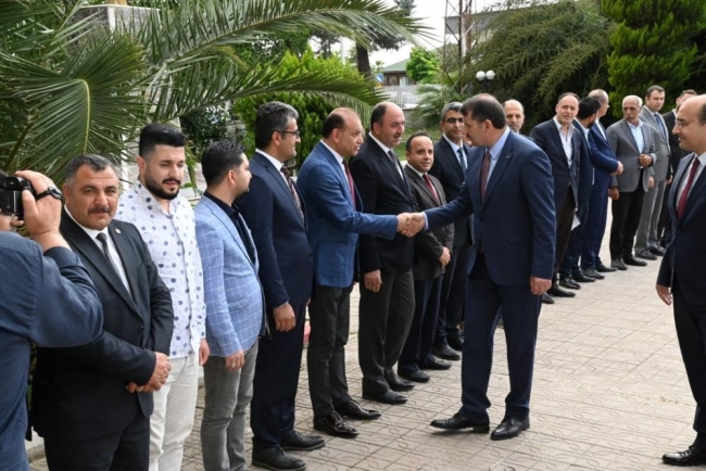 Vali Ayhan Birecik'te temaslarda bulundu