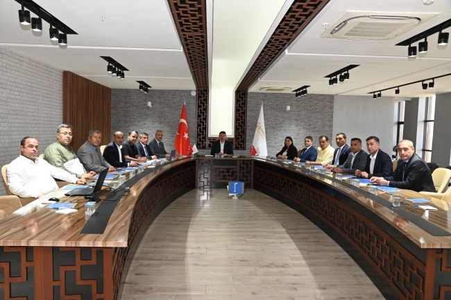 Vali Ayhan: üretim, yatırım ve istihdam hassasiyetini yineledi