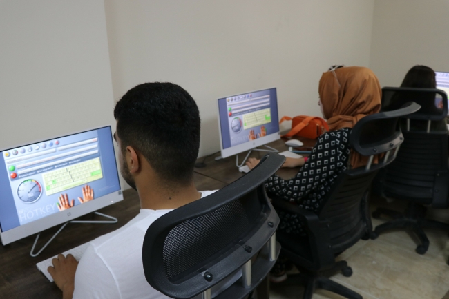Gençler, Büyükşehir ile zabıt katipliği sınavına hazırlanıyor