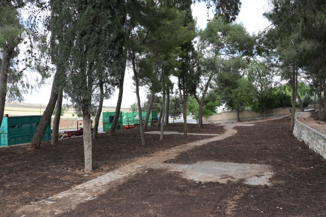 Büyükşehir’den yanal oba mahallesinde park çalışması