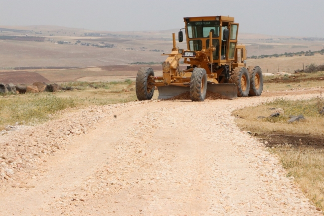 Haliliye Belediyesinden 3 mahallede yol yapım çalışması