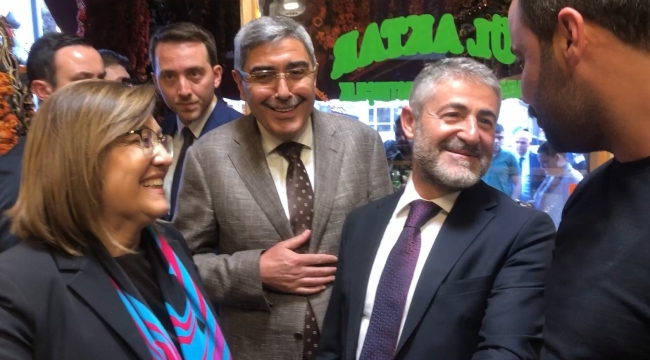 Bakan Nebati’den Fatma Şahin’e isot sorusu