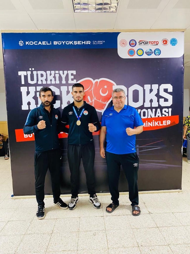 Şanlıurfalı Kıck Boksçulardan Madalya yağmuru