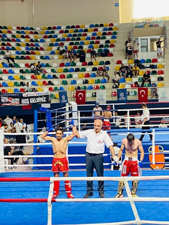 Şanlıurfalı Kıck Boksçulardan Madalya yağmuru