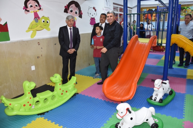 Şanlıurfa’da ünlü oyuncuya doğum günü sürprizi