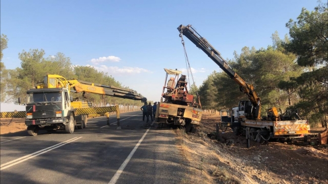 ŞANLIURFA'DA DEVRİLEN VİNCİN SÜRÜCÜSÜ YARALANDI