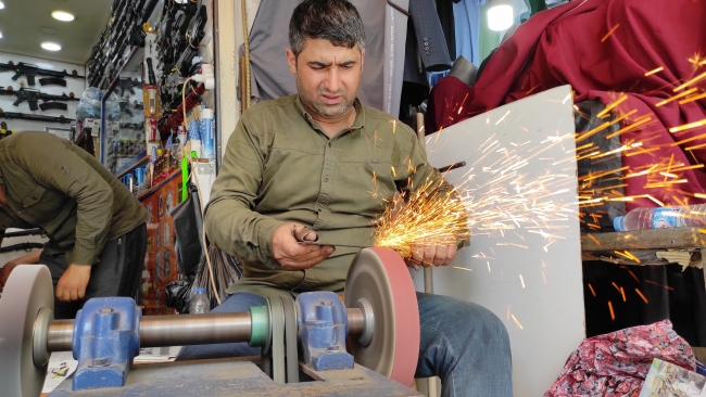 ŞANLIURFA'DA BIÇAKÇILARDA SON GÜN YOĞUNLUĞU