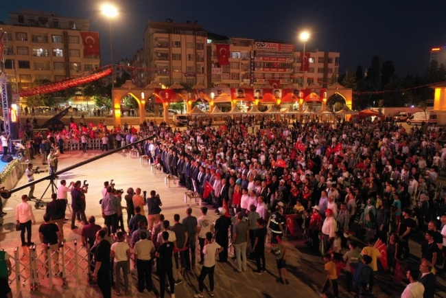 ŞANLIURFA'DA 15 TEMMUZ DEMOKRASİ VE MİLLİ BİRLİK GÜNÜ