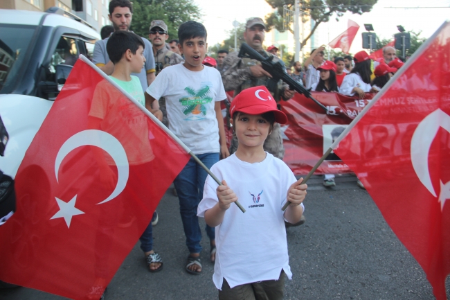 ŞANLIURFA'DA 15 TEMMUZ DEMOKRASİ VE MİLLİ BİRLİK GÜNÜ
