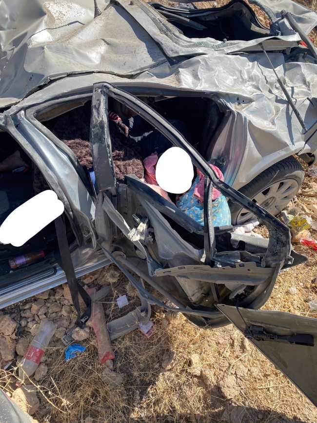 URFA'DA DEHŞETE DÜŞÜREN KAZA: 1 ÖLÜ, 1 YARALI