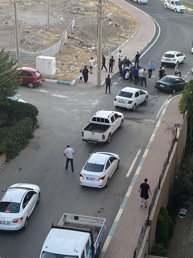 URFA'DA KAZA SONUCU DÖKÜLEN YAĞ BAŞKA KAZAYA NEDEN OLDU