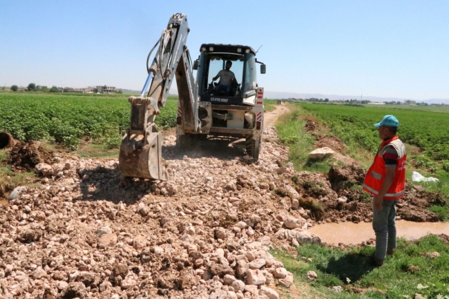 BAŞKAN CANPOLAT İLE MAHALLELERİN ÇEHRESİ DEĞİŞİYOR
