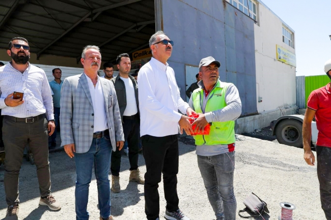 HURDACILAR SİTESİNDE YOL YAPIM ÇALIŞMALARI BAŞLADI