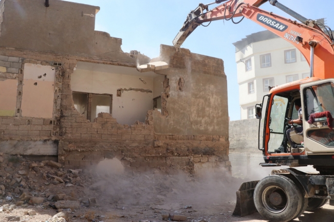 HALİLİYE'DE METRUK VE RİSKLİ YAPILARA GEÇİT YOK