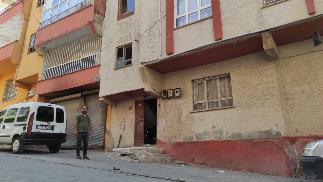 HALİLİYE'DE KİRA PARASININ ÇALINMA ANI KAMERALARA YANSIDI