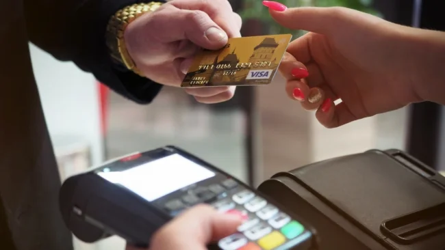 MERKEZ BANKASI GEMİLERİ YAKTI, ARTIK KART DÖNEMİNİ RESMEN BİTİRECEK