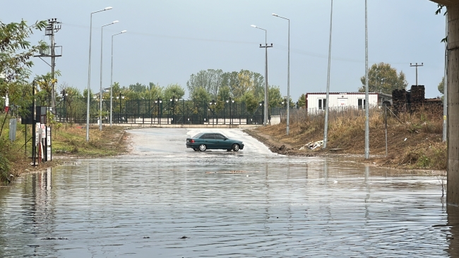 Düzce’de 5 dakikada sokaklar göle döndü