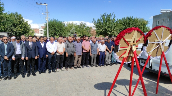 GAZETECİ YASİN DİKME SON YOLCULUĞUNA UĞURLANDI