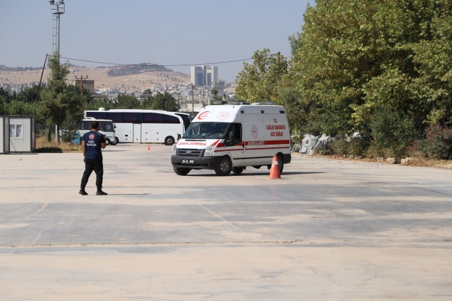 VATANDAŞLARDAN AMBULANSLARA YOL VERMELERİNİ İSTİYORUZ