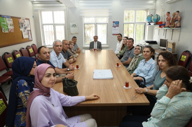 VALİ ŞILDAK: "EĞİTİMİN HER YÖNÜYLE GELİŞMESİ İÇİN ÇALIŞIYORUZ"