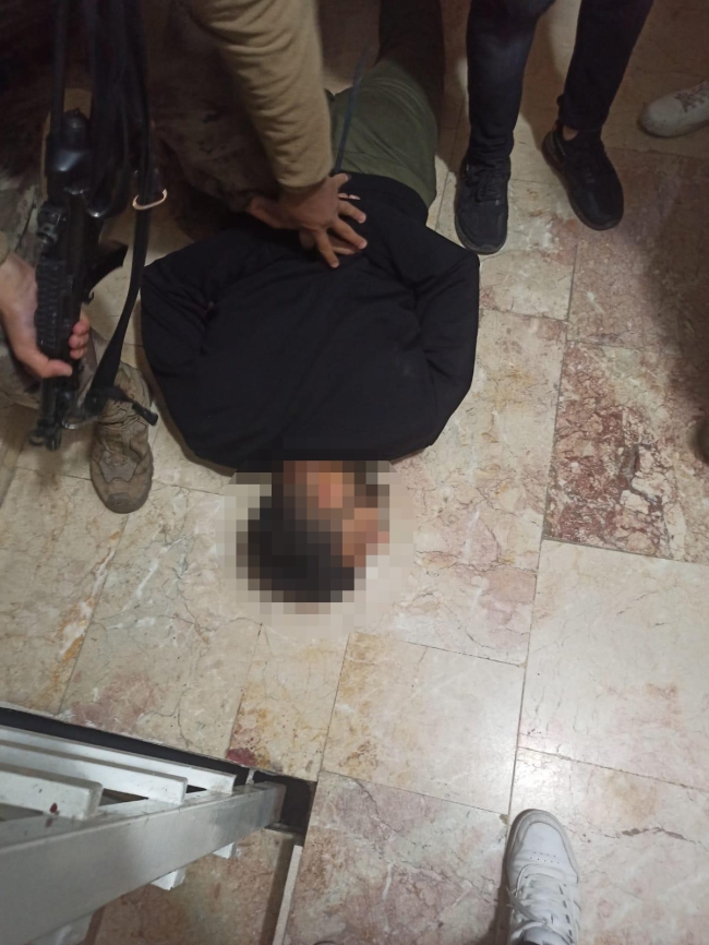 Silahla mekan basan şehir eşkıyalarına operasyon: 5 gözaltı