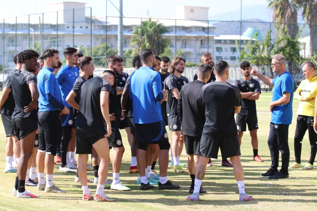 ŞANLIURFASPOR'DA KAMP SÜRECİ BAŞLADI