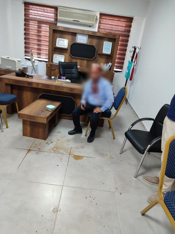 ŞANLIURFA'DA OKUL MÜDÜRÜ SALDIRIYA UĞRADI