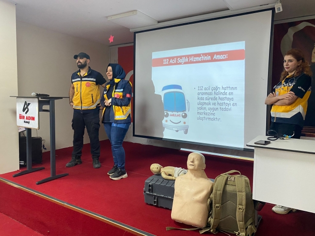 MİNİKLER İÇİN SAĞLIK VE AMBULANS EĞİTİMİ