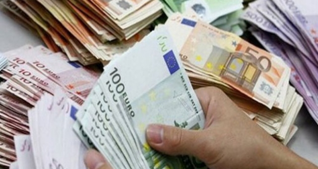 DOLAR NE KADAR OLDU?