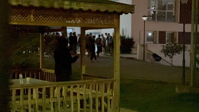KYK YURDUNDA ASANSÖR HALATLARI KOPTU, ÖĞRENCİLER HASTANEYE KALDIRILDI