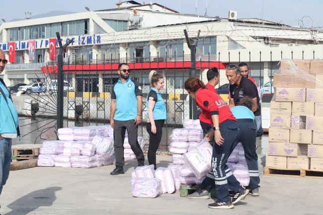 TÜRKİYE’DEN GAZZELİLER İÇİN TAM DONANIMLI SAHRA HASTANELERİ