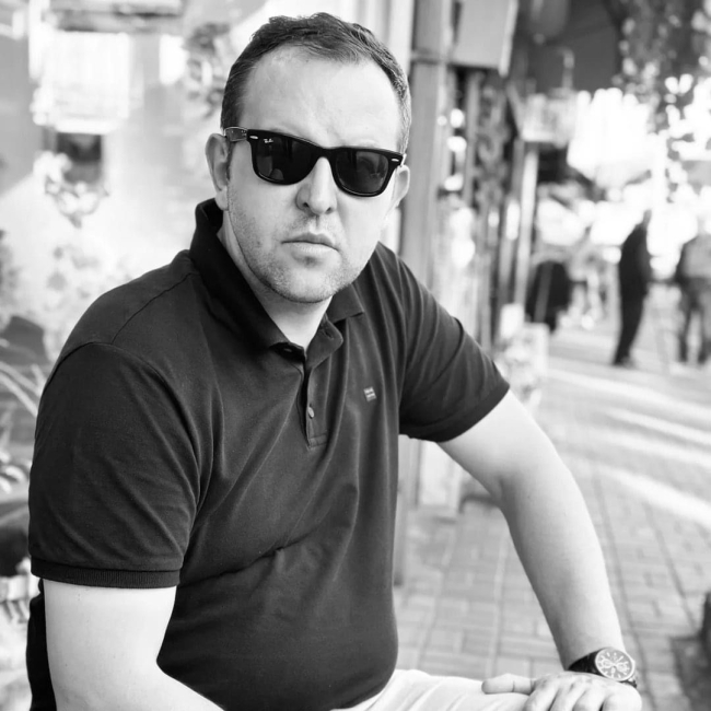 HAKEME KAFA ATMANIN CEZASI AĞIR OLDU