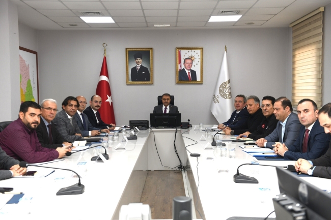 DEPREM KONUTLARINDA ÇALIŞMALAR DEVAM EDİYOR