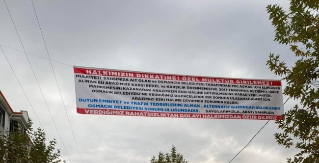 'TAPULU ARAZİMİZ' DEYİP YOLU TRAFİĞE KAPATTI