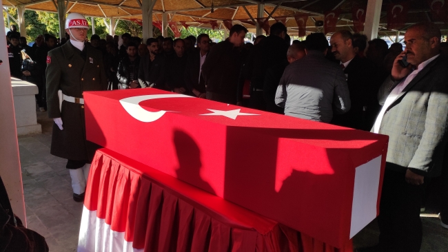 ŞANLIURFALI ŞEHİT SON YOLCULUĞUNA UĞURLANDI