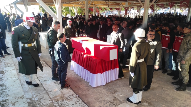 ŞANLIURFALI ŞEHİT SON YOLCULUĞUNA UĞURLANDI