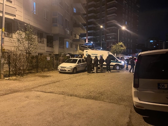 ANKARA’DA BİR KADIN TARTIŞTIĞI ERKEK ARKADAŞINI ÖLDÜRDÜ